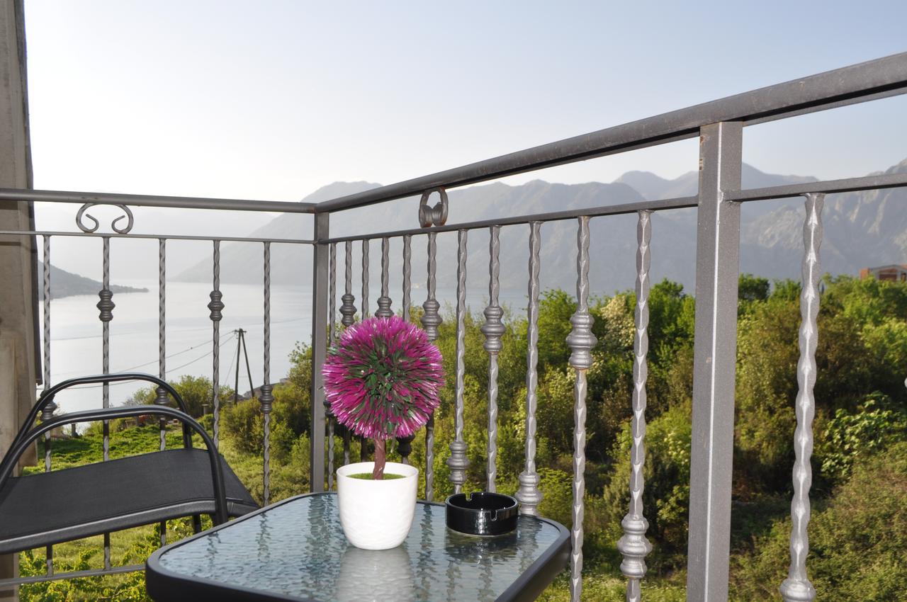 Apartment Maritimo Котор Екстериор снимка